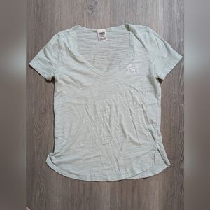 PINK Victoria's Secret Women's Light Green V-Neck Top 💓 XS - Preloved